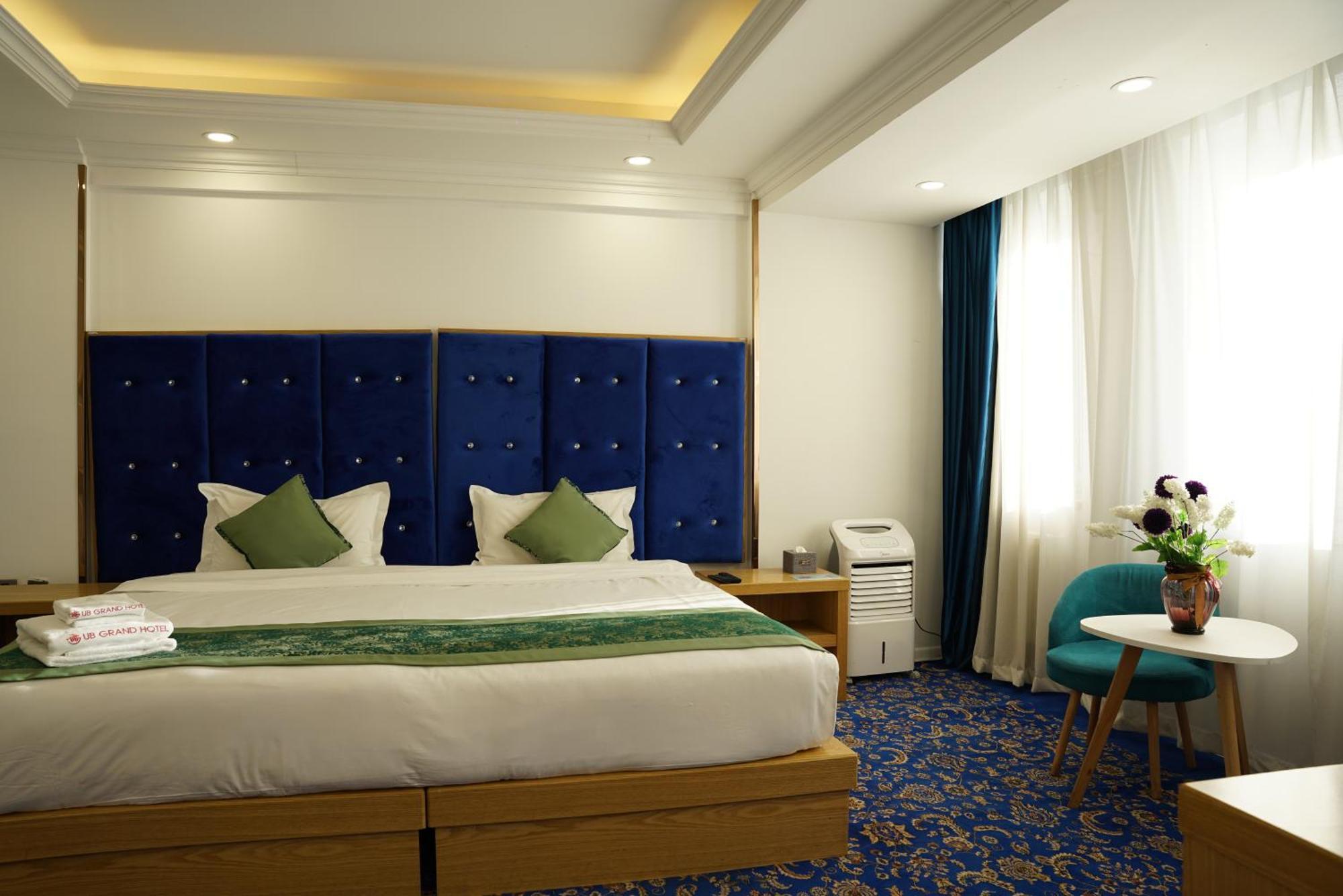 Ub Grand Hotel Oelan-bator Buitenkant foto