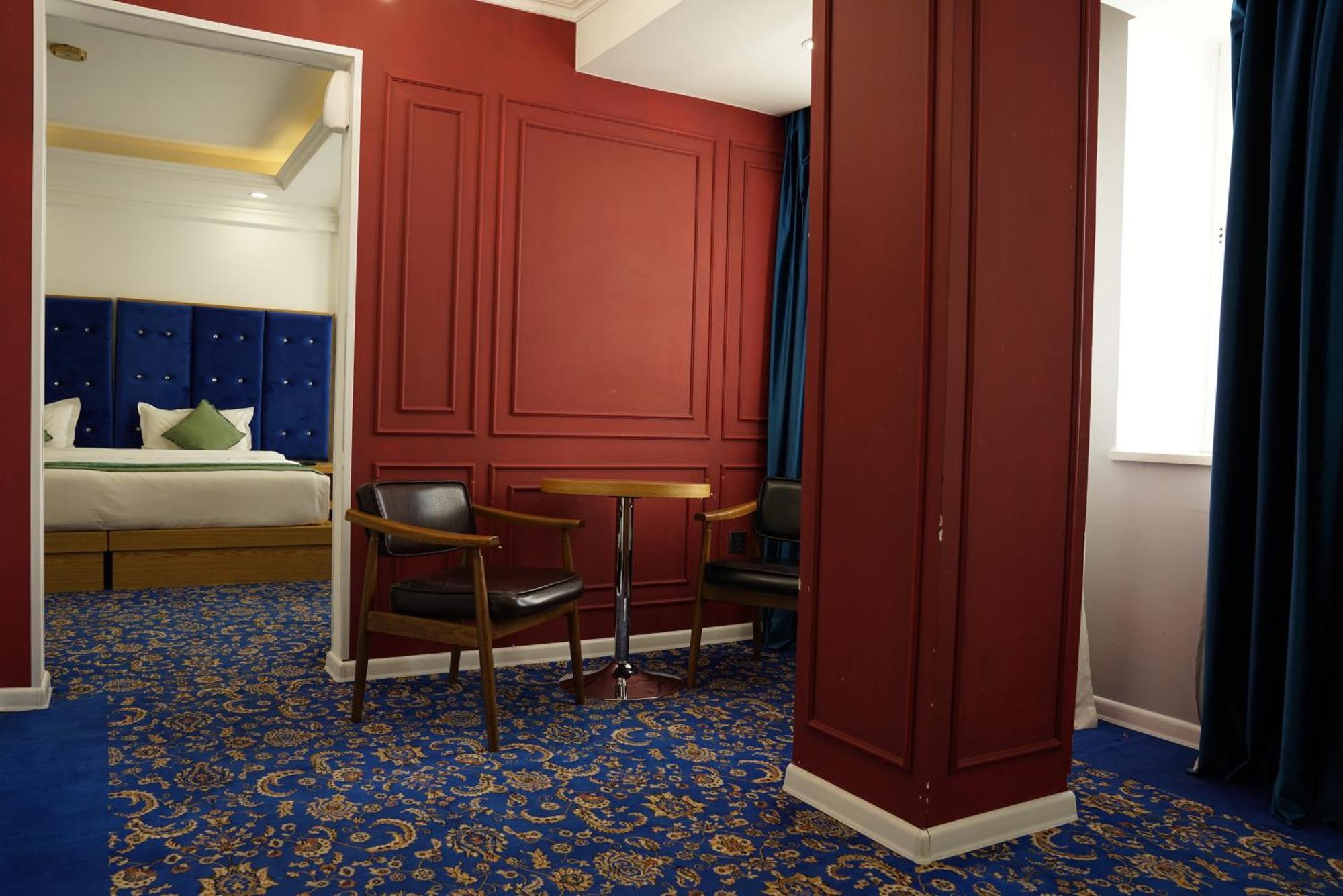 Ub Grand Hotel Oelan-bator Buitenkant foto